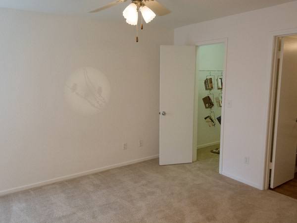 Apartment for rent at Emerald Place, 1815 NW 173rd Ave, Beaverton, OR 97006