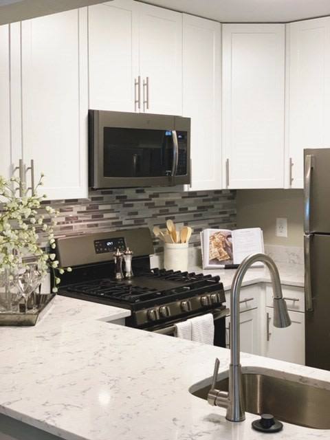 Apartment for rent at Ashford Meadows, 2551 Cornelia Rd, Herndon, VA 20171