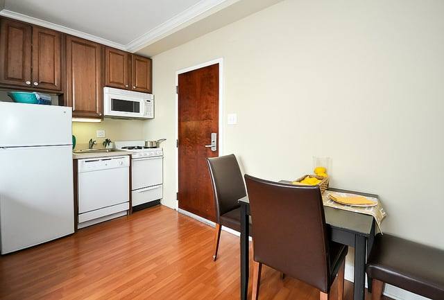 Apartment for rent at 629 W Denning, 629 W Deming Place, Chicago, IL 60614