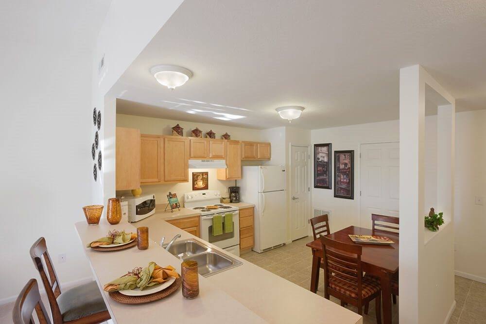 Redwood Perrysburg Oregon Road, 28863 Oregon Rd, Perrysburg, OH 43551 - Apartment for Rent - Image 3