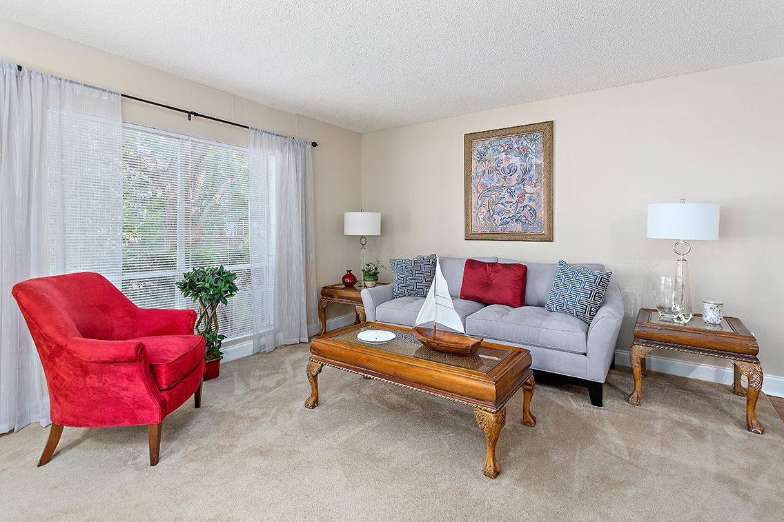 Apartment for rent at Dwell at Greenridge, 7910 Crossroads Dr, Charleston, SC 29406