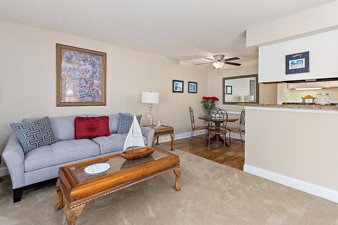Apartment for rent at Dwell at Greenridge, 7910 Crossroads Dr, Charleston, SC 29406