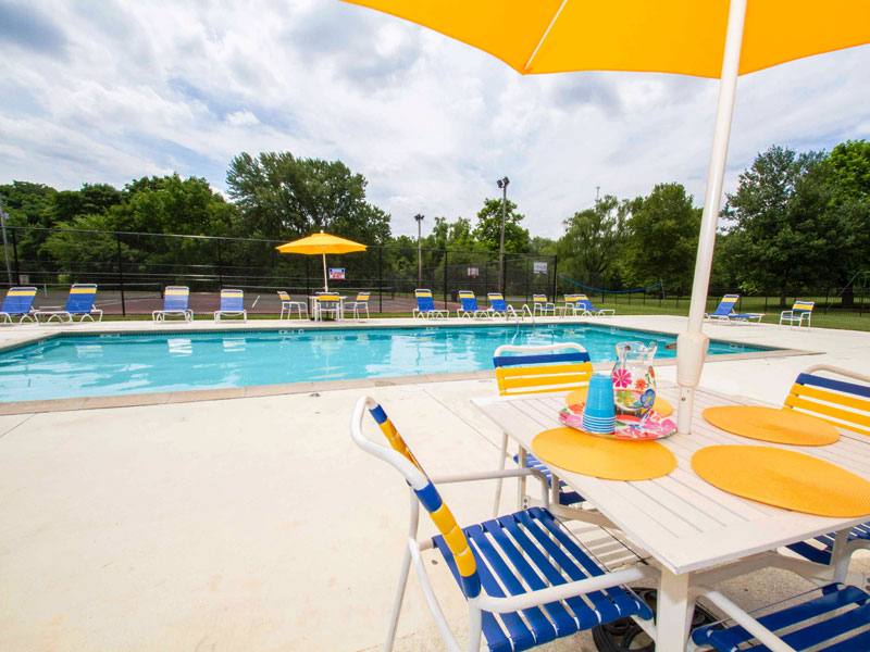 Apartment for rent at Colebrook, 8 Welsh Dr, Lancaster, PA 17601