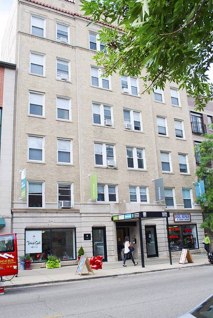 Apartment for rent at 839 Diversey, 839 W Diversey Parkway, Chicago, IL 60614