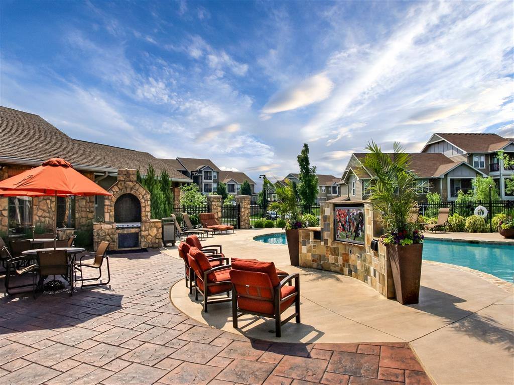 Apartment for rent at Riverstone, 8940 N Shannon Ave, Kansas City, MO 64153