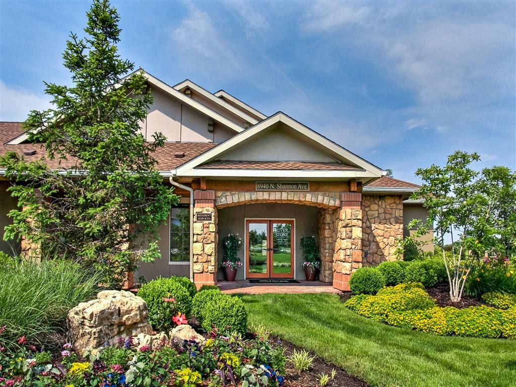 Apartment for rent at Riverstone, 8940 N Shannon Ave, Kansas City, MO 64153