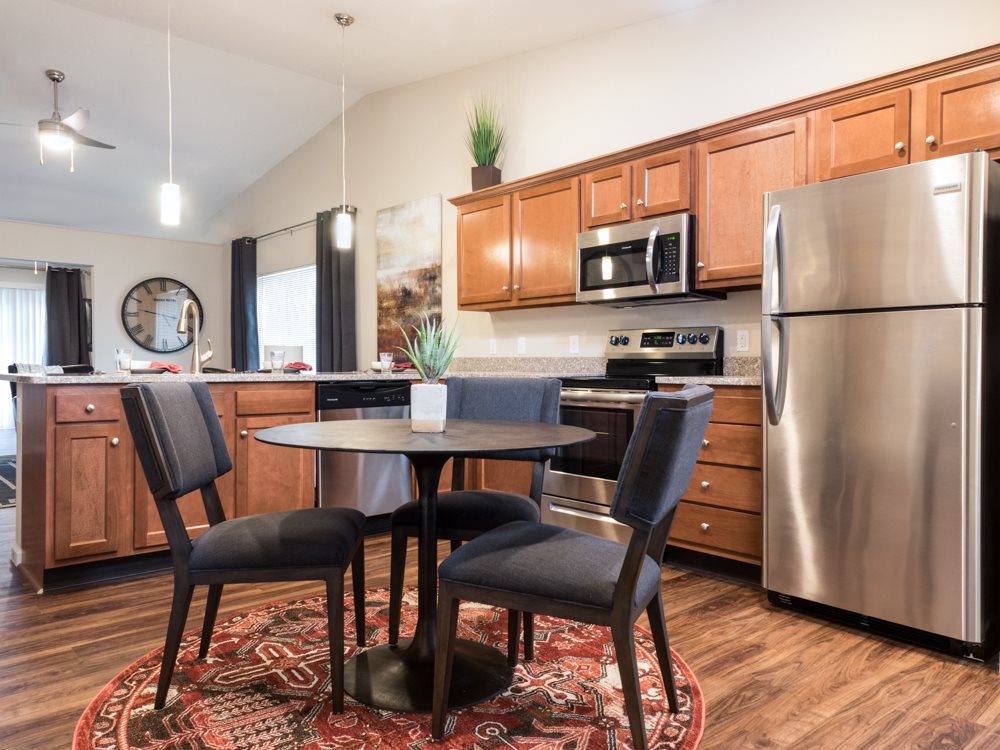 Apartment for rent at Redwood Lebanon, 870 Franklin Rd #A2, Lebanon, OH 45036