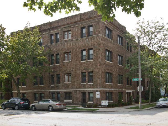 Apartment for rent at 2523-29 E Webster, 2523 E Webster Place, Milwaukee, WI 53211