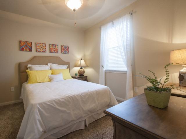 Apartment for rent at Oak Tree, 2511 Golf Course Rd, Kingsville, TX 78363