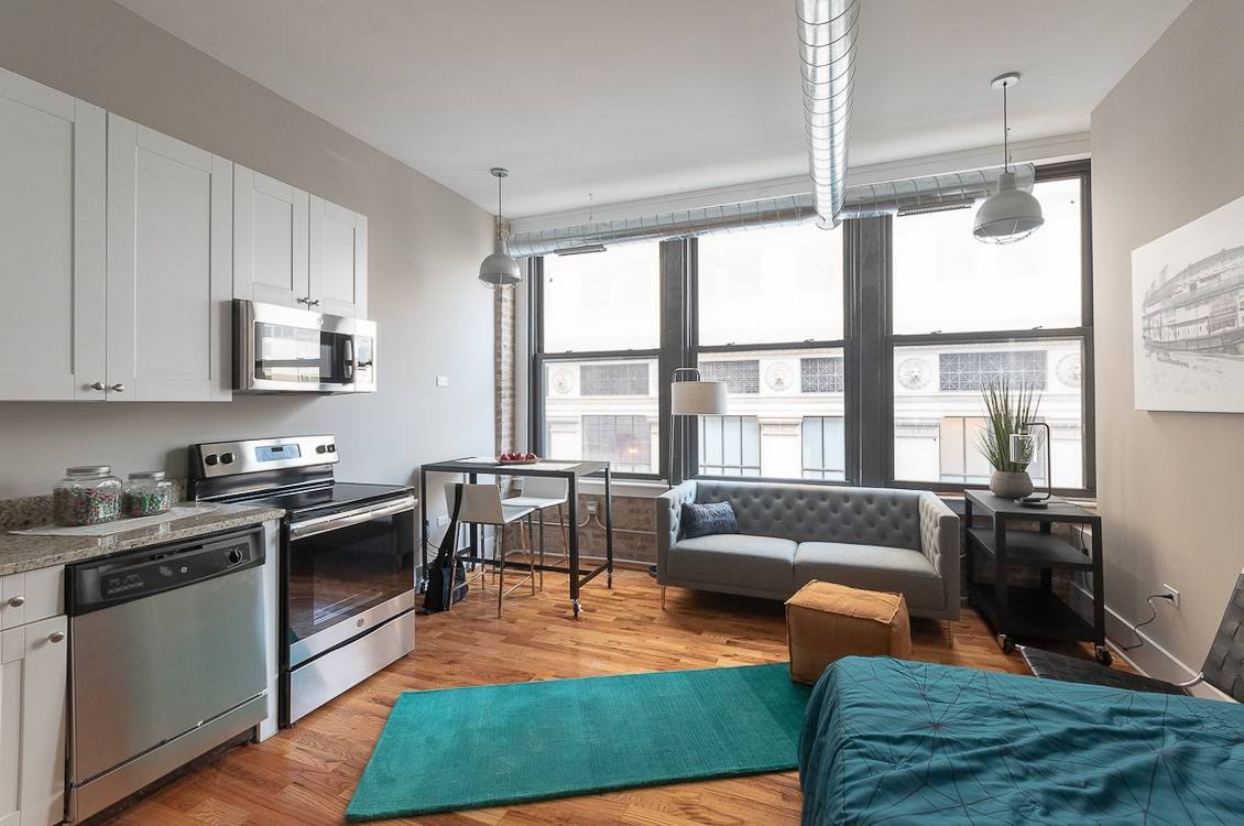 Apartment for rent at 180 W Adams St, Chicago, IL 60603