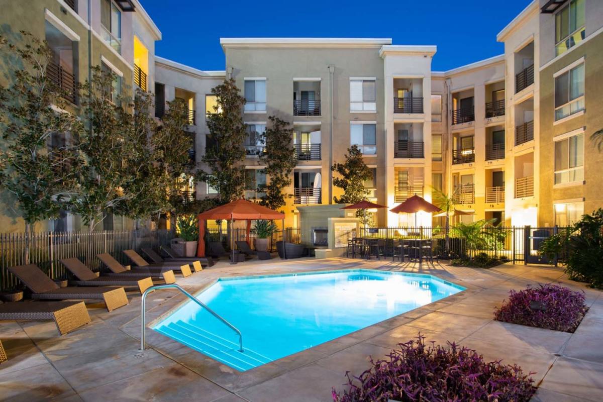 Apartment for rent at The Enclave at Warner Center Apartment Homes, 6710 Variel Ave, Canoga Park, CA 91303