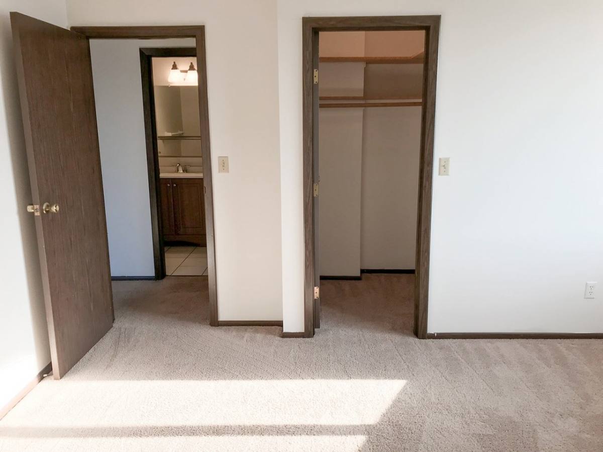 Apartment for rent at 2636 S Logan Ave, Milwaukee, WI 53207