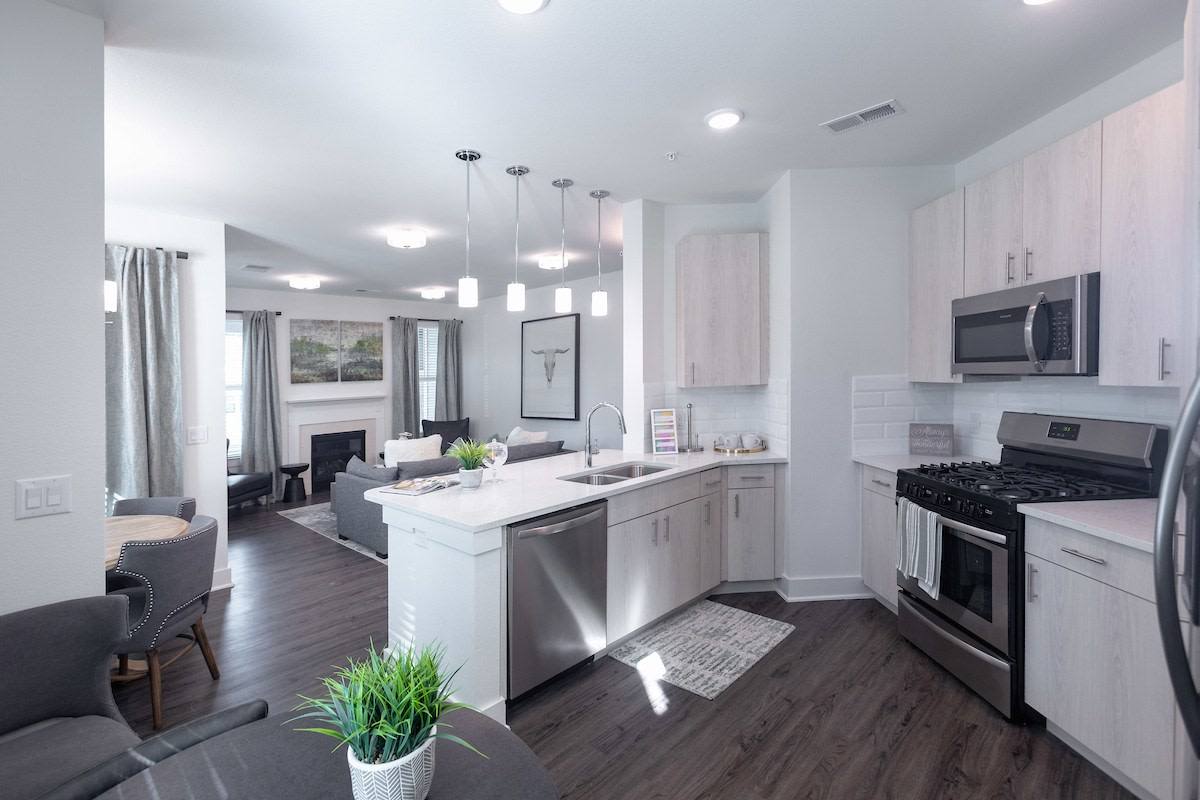 Apartment for rent at Creekside Park the Residences, 26700 Kuykendahl Rd, Tomball, TX 77375