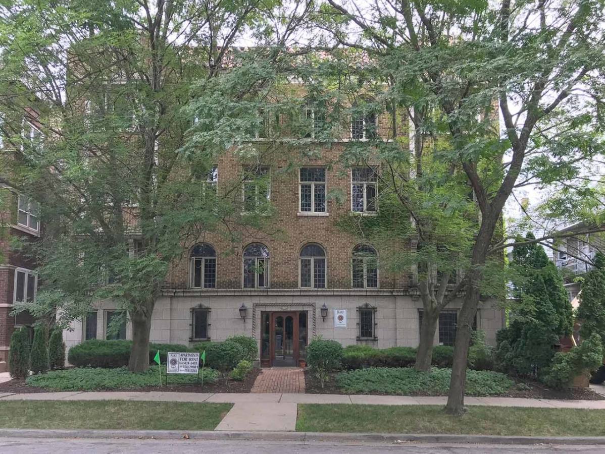 Apartment for rent at 2562 N Prospect Ave, Milwaukee, WI 53211