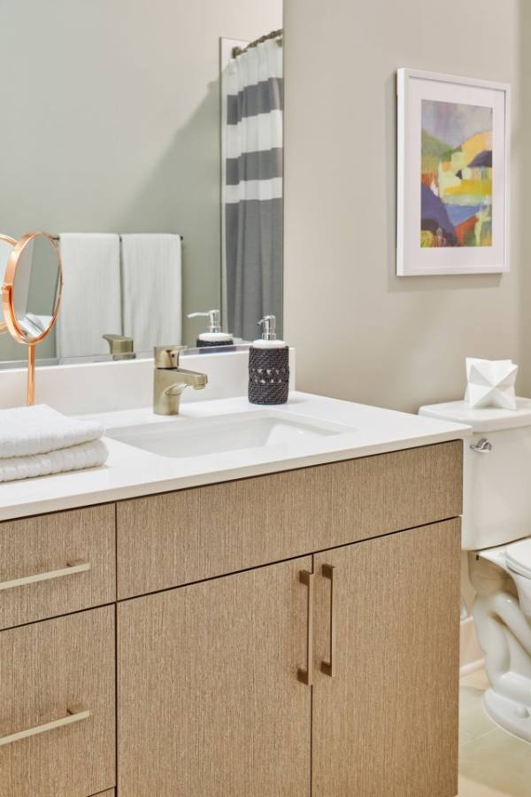Apartment for rent at The Oxford, 6009 Oxon Hill Rd, Oxon Hill, MD 20745