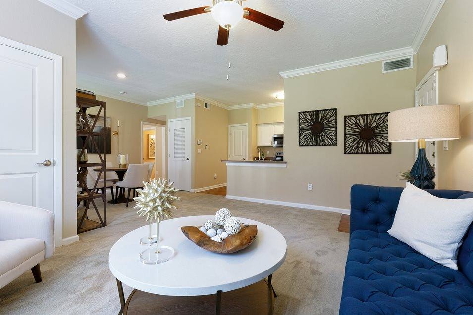 Apartment for rent at Town Center, 6233 W 120th St, Leawood, KS 66209