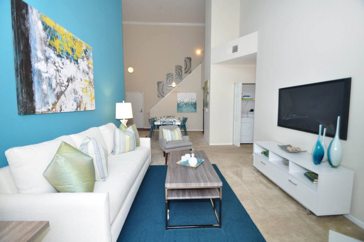 Apartment for rent at Costa Verde Village, 8720 Costa Verde Blvd, San Diego, CA 92192