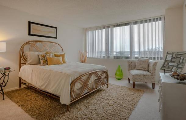 Apartment for rent at Landmark Ridge, 6161 Edsall Rd, Alexandria, VA 22304