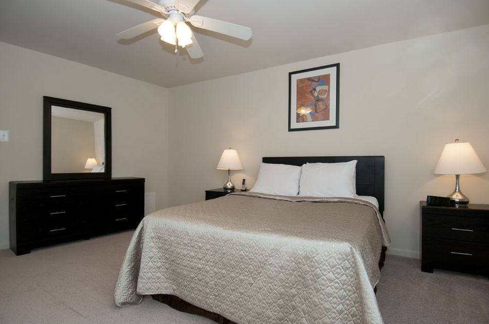 Apartment for rent at Wood Lee Arms, 4400 Lee Highway, Arlington, VA 22207