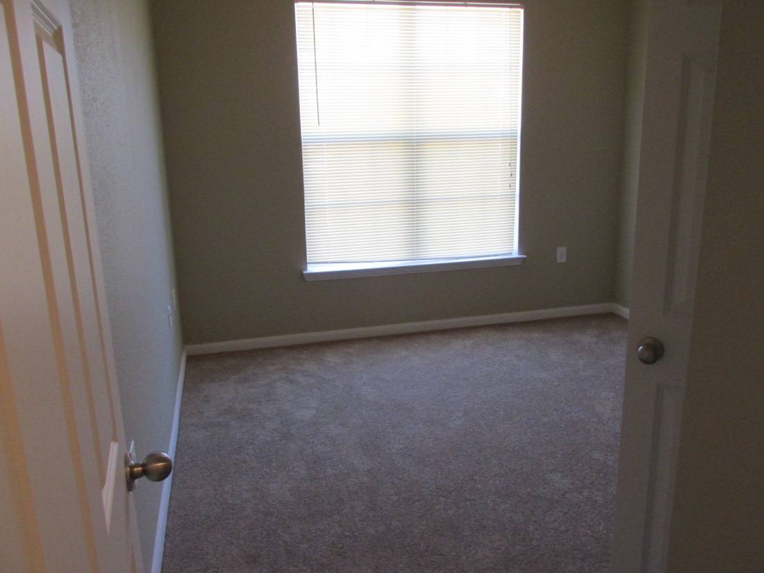 Apartment for rent at Oakland Hills, 386 Paloma Dr, Floresville, TX 78114