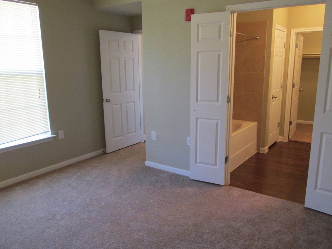 Apartment for rent at Oakland Hills, 386 Paloma Dr, Floresville, TX 78114