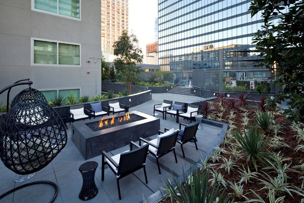 Apartment for rent at Apex the One, 900 S Figueroa St, Los Angeles, CA 90015
