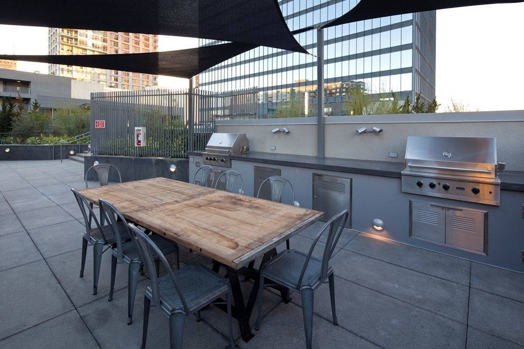 Apartment for rent at Apex the One, 900 S Figueroa St, Los Angeles, CA 90015