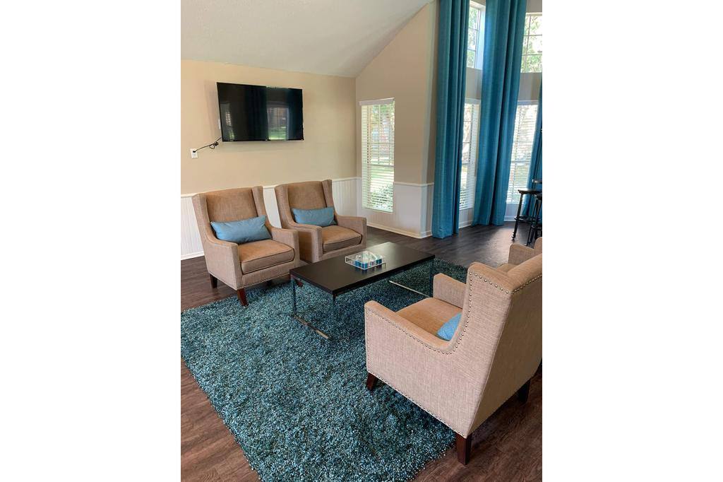 Apartment for rent at The Victorian, 9400 Coventry Square Dr, Houston, TX 77099