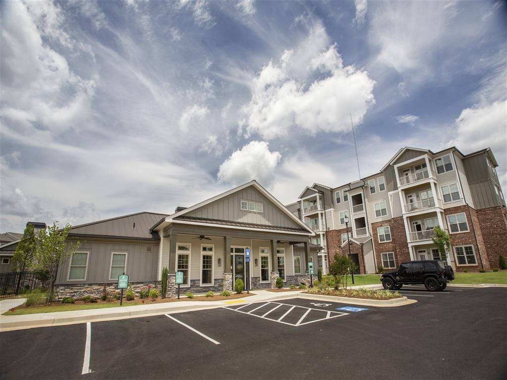 Apartment for rent at Sixes Ridge, 4416 Holly Springs Parkway, Canton, GA 30115