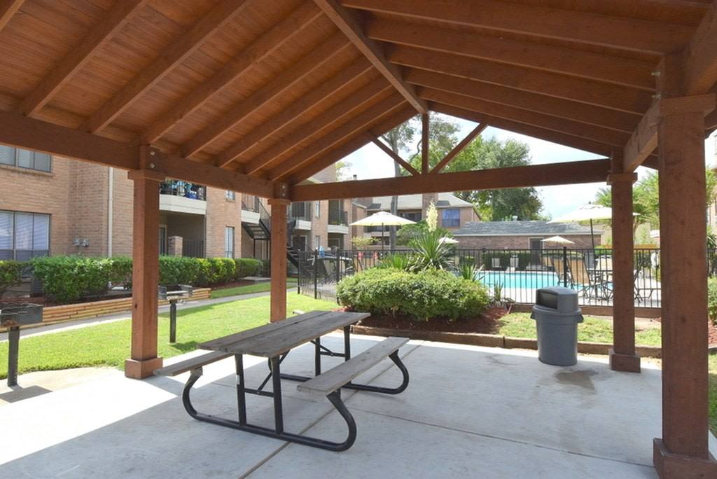 Apartment for rent at Deerbrook Garden, 1230 FM 1960 Bypass Rd E, Humble, TX 77338