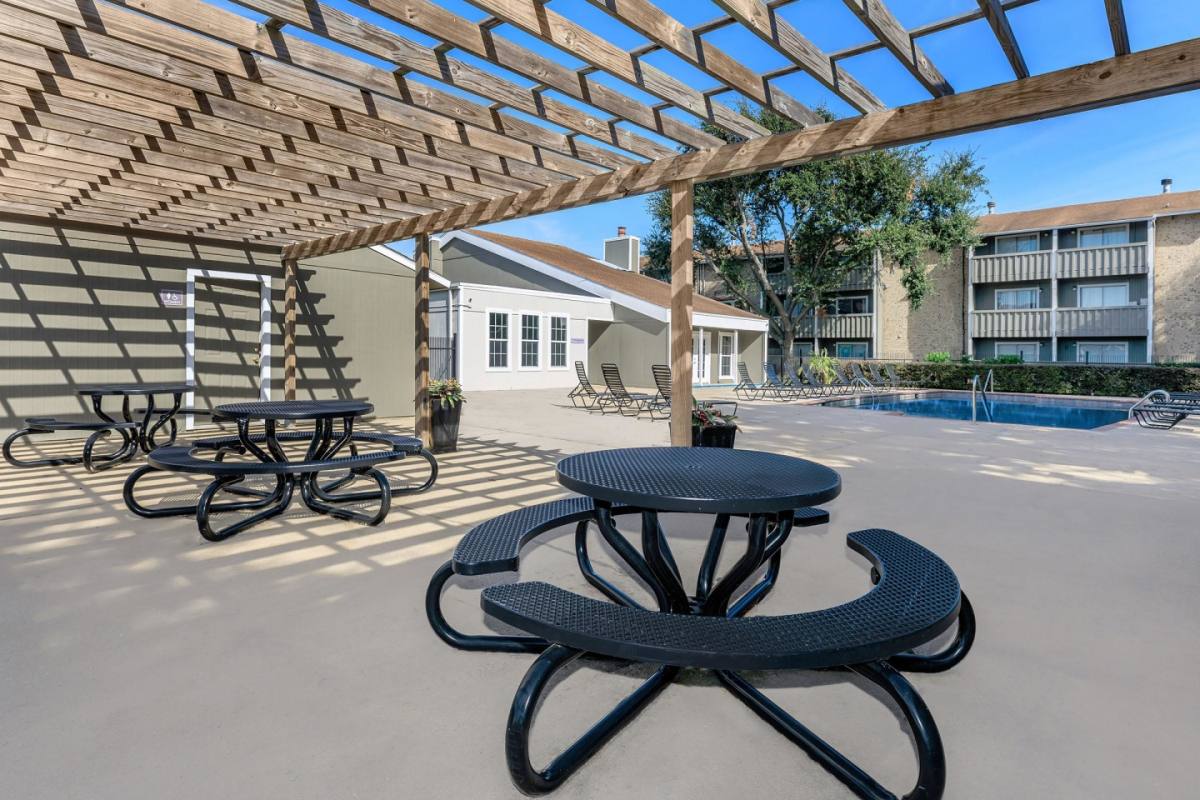 Apartment for rent at Avery Trace, 4020 Highway 365, Nederland, TX 77627