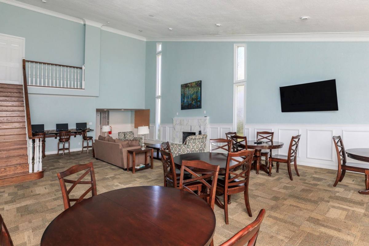 Apartment for rent at Avery Trace, 4020 Highway 365, Nederland, TX 77627