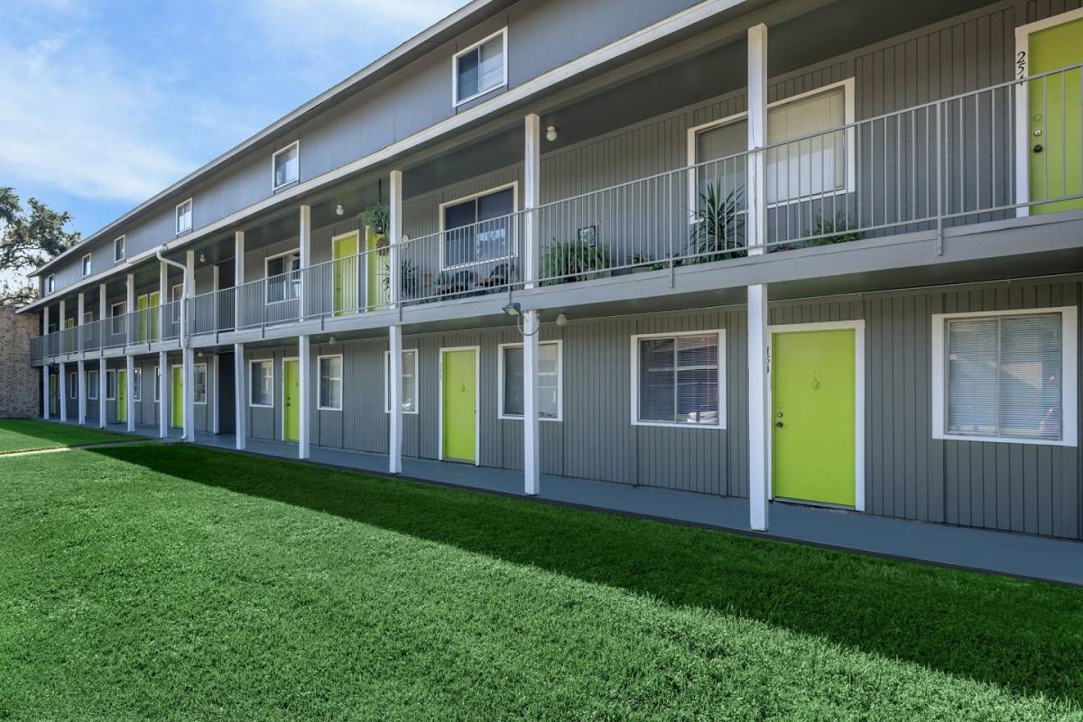 Apartment for rent at Avery Trace, 4020 Highway 365, Nederland, TX 77627