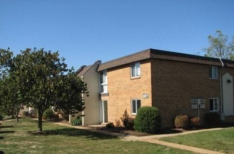 Apartment for rent at Tuscany Village, 2537 El Paulo Court, Saint Louis, MO 63129