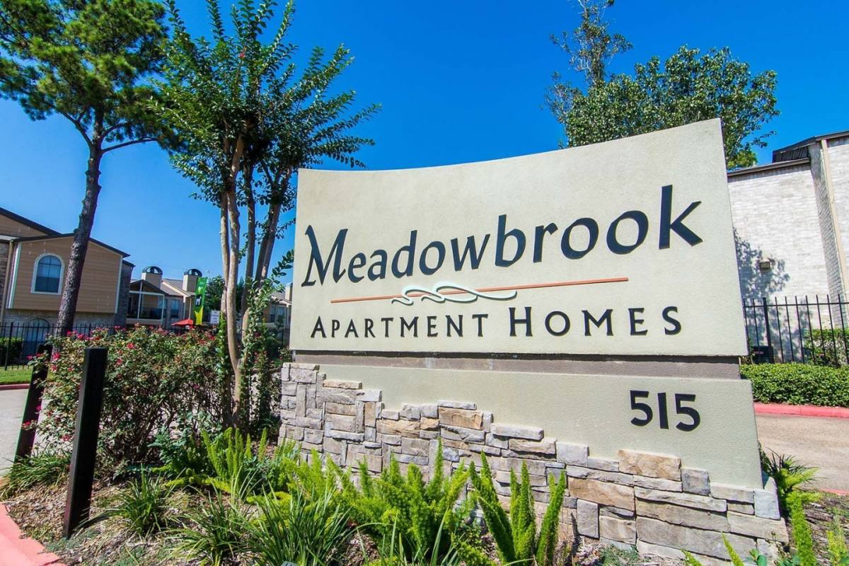 Apartment for rent at Meadowbrook, 515 S Bender Ave, Humble, TX 77338