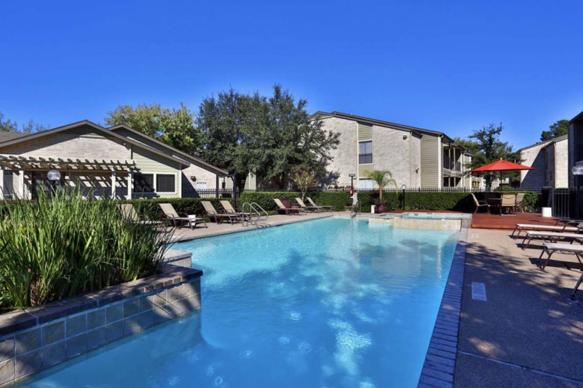 Apartment for rent at Meadowbrook, 515 S Bender Ave, Humble, TX 77338