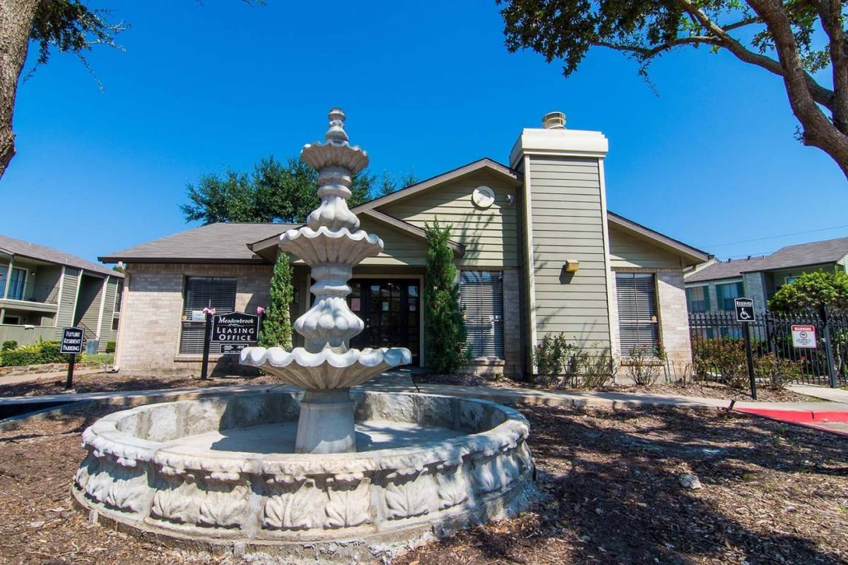 Apartment for rent at Meadowbrook, 515 S Bender Ave, Humble, TX 77338