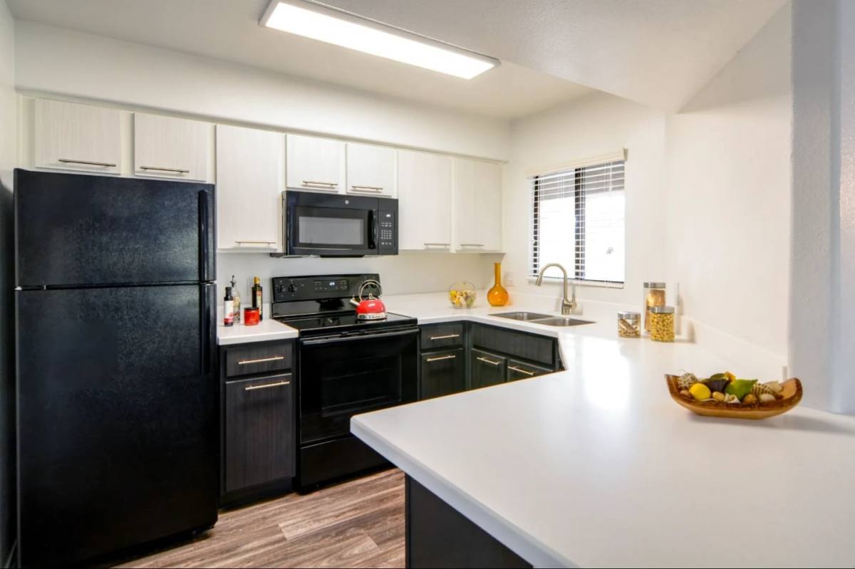 Apartment for rent at The Palms on Scottsdale, 1535 N Scottsdale Rd, Tempe, AZ 85281