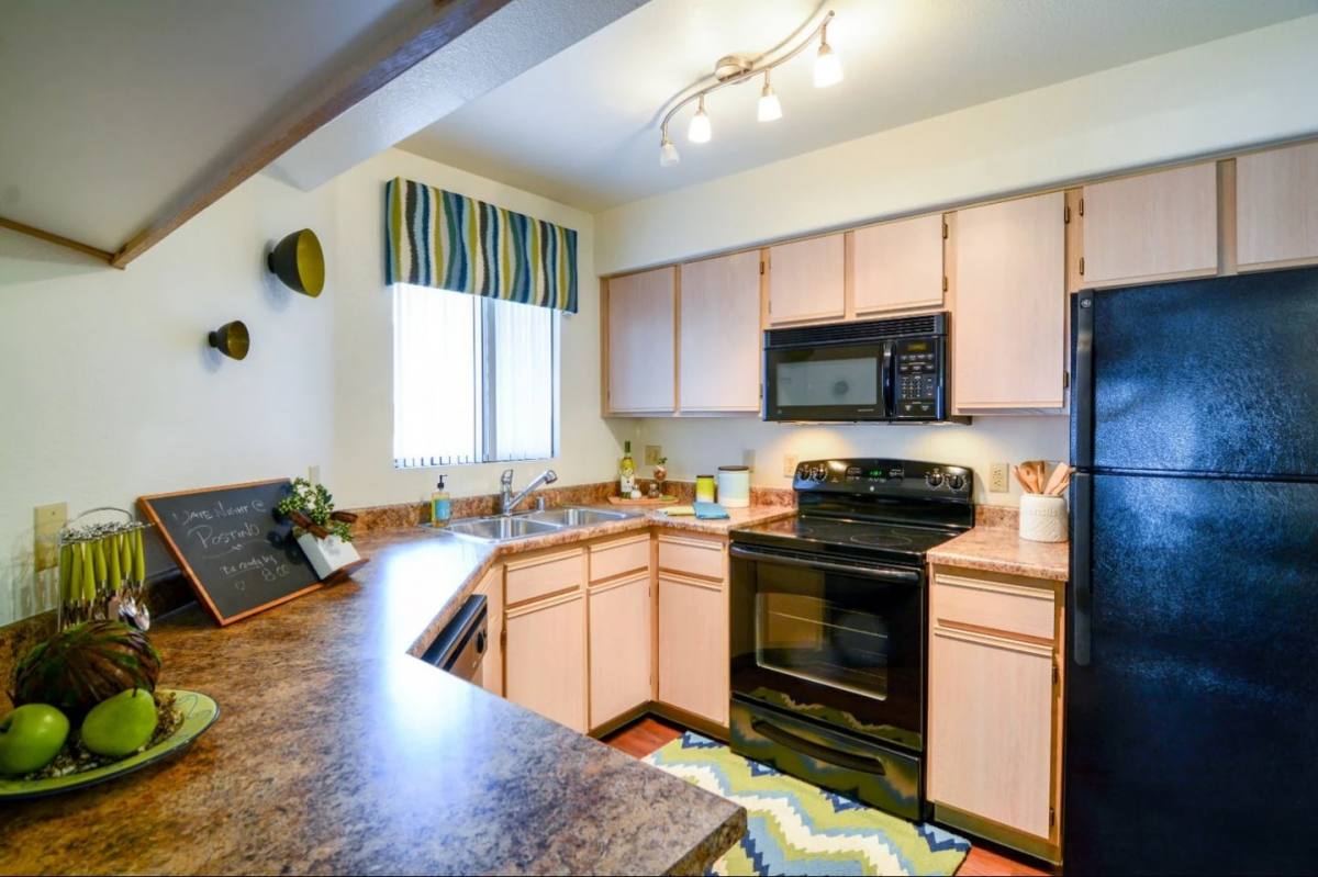 Apartment for rent at The Palms on Scottsdale, 1535 N Scottsdale Rd, Tempe, AZ 85281