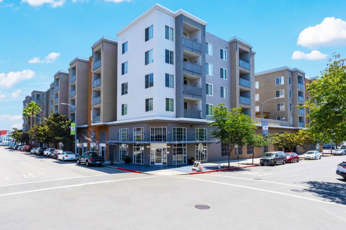Apartment for rent at Allegro at Jack London Square, 240 3rd St, Oakland, CA 94607