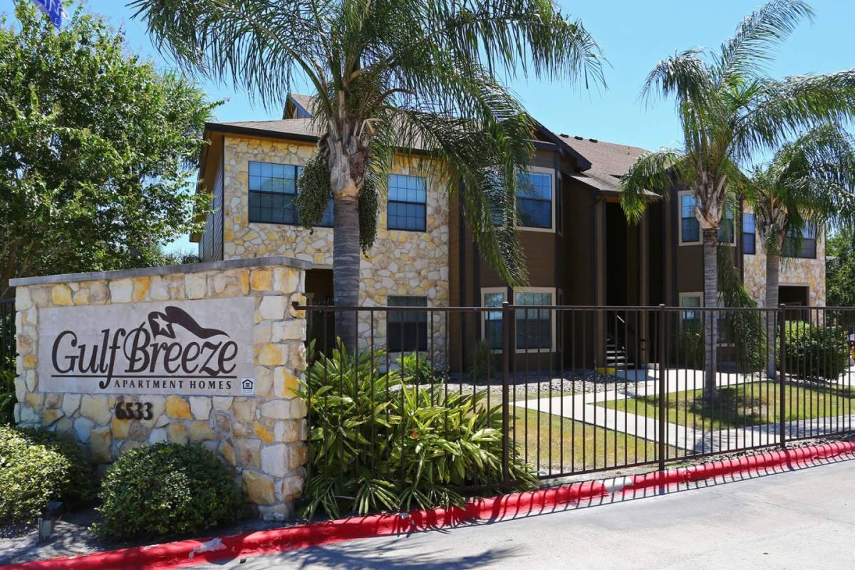 Apartment for rent at Gulf Breeze, 6533 Patti Dr, Corpus Christi, TX 78414