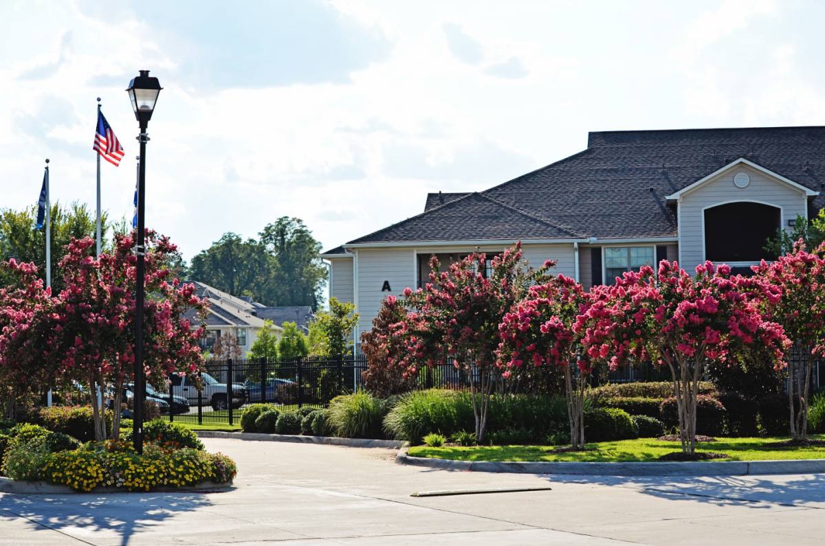 Apartment for rent at Jamestown Place, 5400 Barksdale Blvd, Bossier City, LA 71112