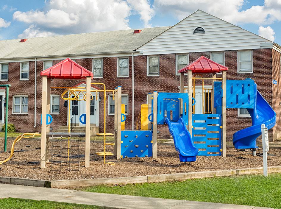 Townhouse for rent at Day Village Townhomes, 511 N Avondale Rd, Dundalk, MD 21222