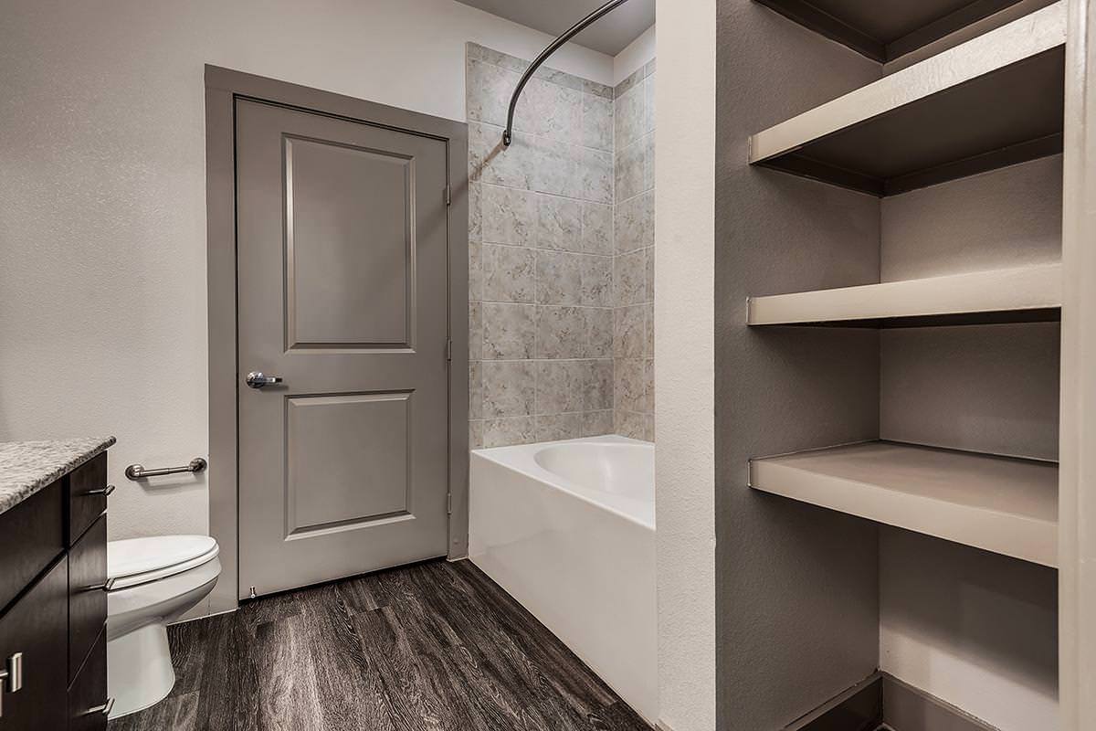 Apartment for rent at 404 Border, 404 E Border St, Arlington, TX 76010