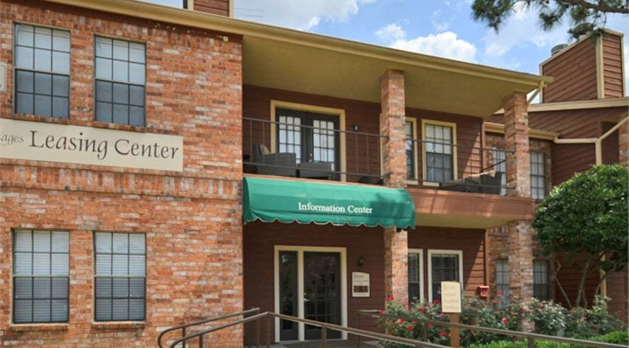 Apartment for rent at The Cottages of Cypresswood, 7203 Oakwood Glen Blvd, Spring, TX 77379