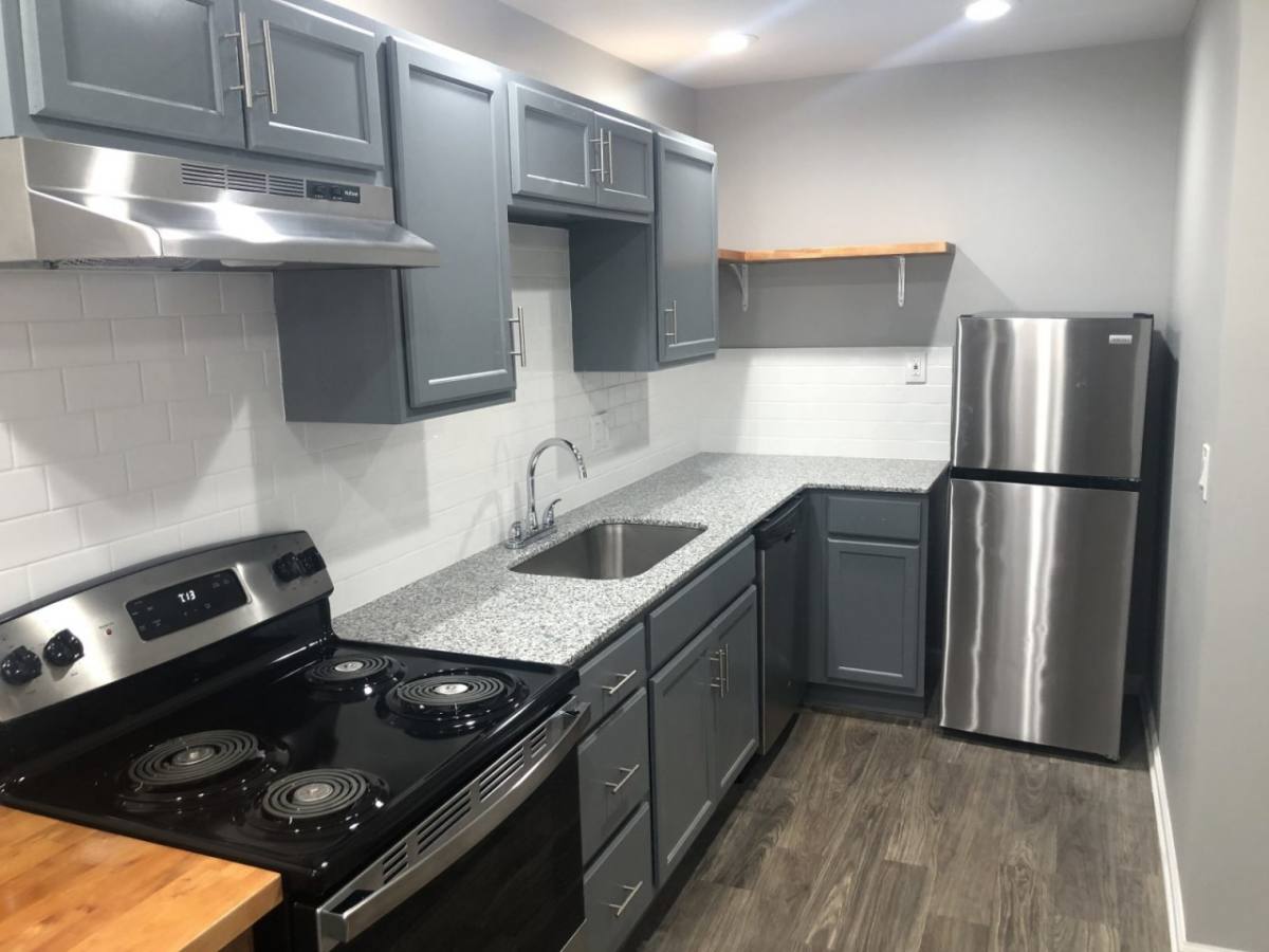 Apartment for rent at The W, 3824 Warwick Blvd, Kansas City, MO 64111