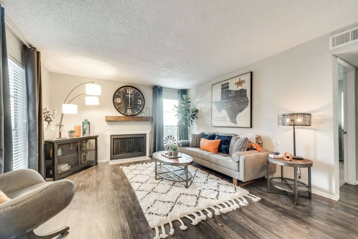 Townhouse for rent at Alena, 7050 Arapaho Rd, Dallas, TX 75248