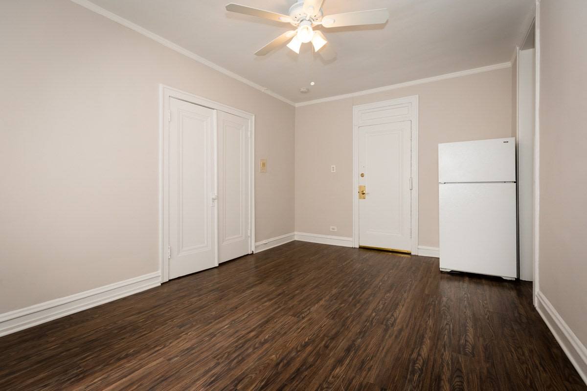 Apartment for rent at Ivy at Sylvan, 5532 S Kenwood Ave, Chicago, IL 60637