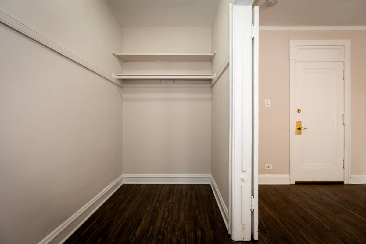 Apartment for rent at Ivy at Sylvan, 5532 S Kenwood Ave, Chicago, IL 60637