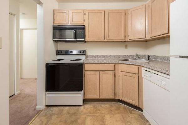 Apartment for rent at Village on the Green, 500 E Main St, Tuckerton, NJ 08087